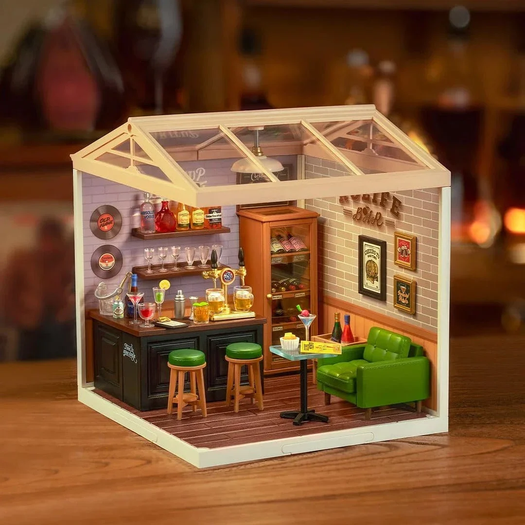 Rolife Plastic Miniature House - Leisurely Cheers Bar [DW012] - Image 2