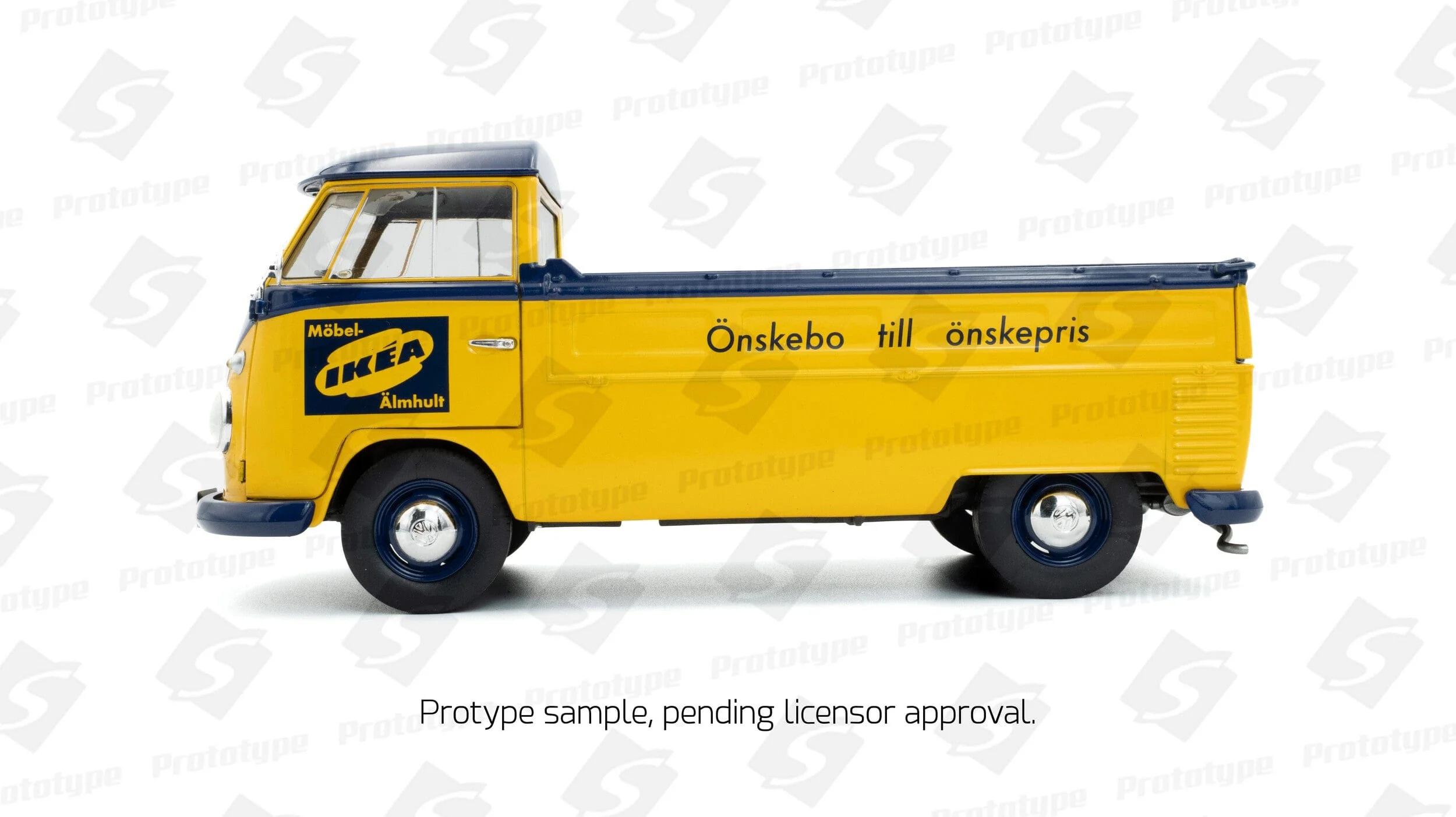 Solido 1/18 Yellow 1950 VW T1 Pickup Diecast Model - Image 2
