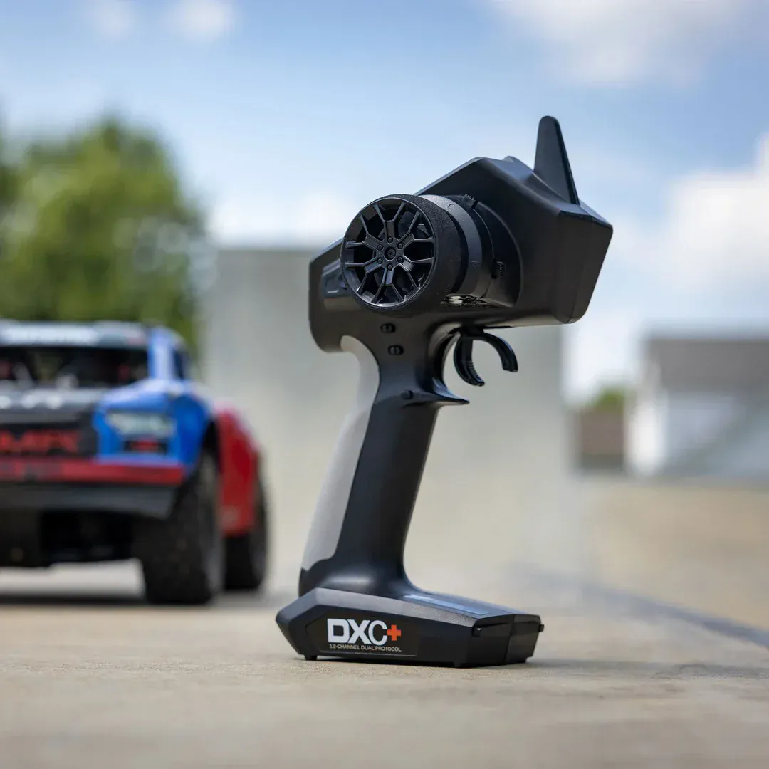Spektrum DXC+ DSMR+ Transmitter with SR615 Smart Receiver - Image 3