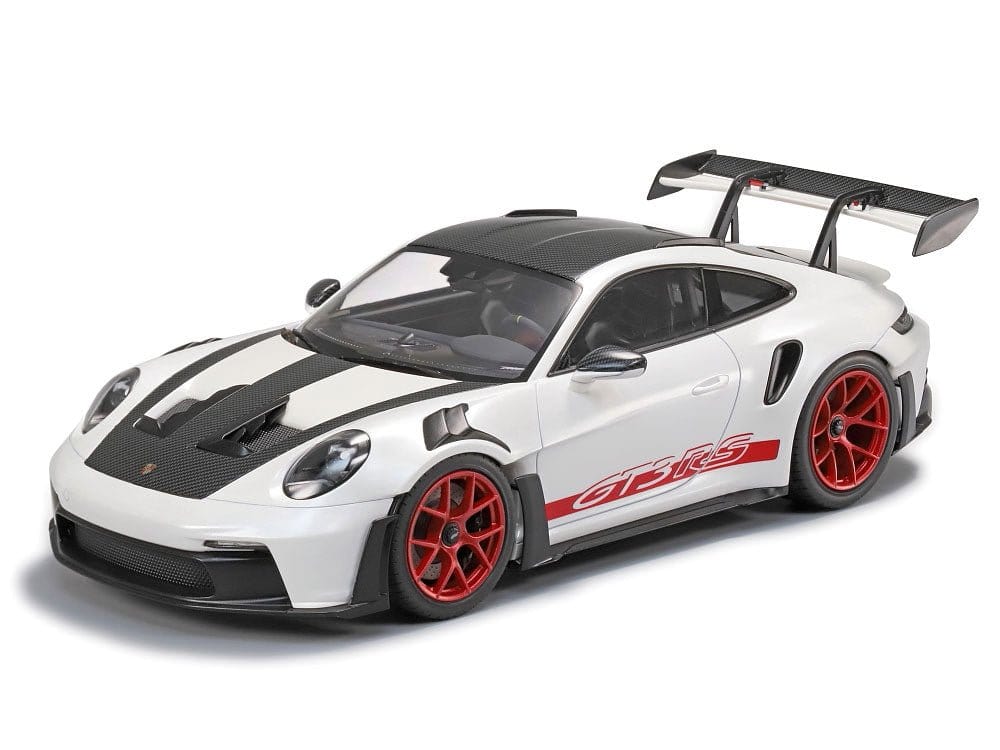 Tamiya 1/24 Porsche 911 GT3 RS Plastic Model Kit [24370] - Image 2