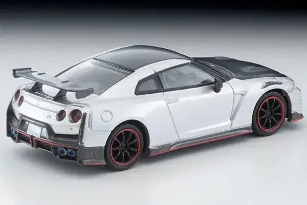 Tomica 1/64 LV-N317c NISSAN GT-R NISMO Special Edition 2024 Model Silver - Image 2