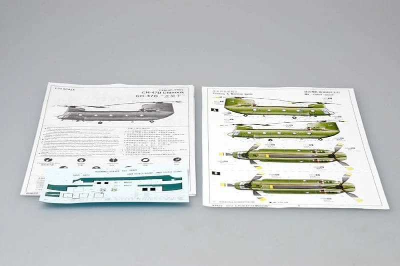 Trumpeter 01622 1/72 CH-47D CHINOOK Plastic Model Kit - Image 2