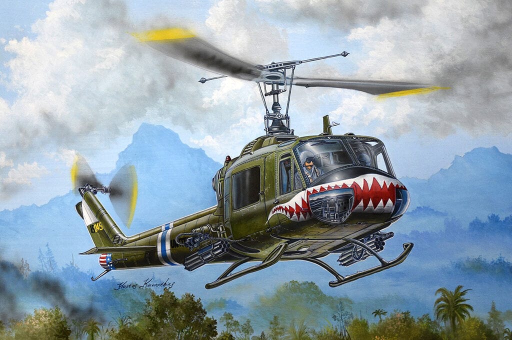 Trumpeter 1/35 UH-1B Huey - Gunship Plastic Model Kit [05112]