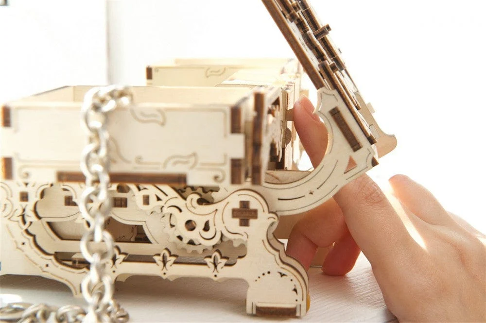 UGEARS 70089 Antique Box Wooden Model Kit - Image 5