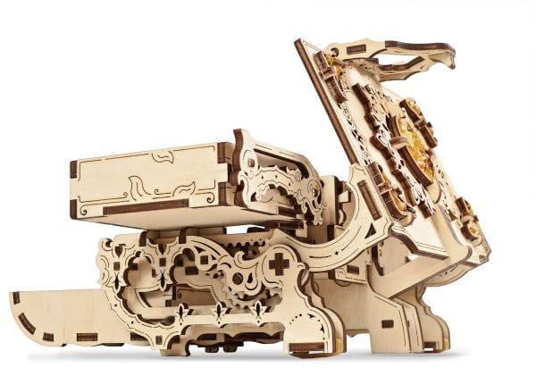 UGEARS 70090 Amber Box Wooden Model Kit - Image 3