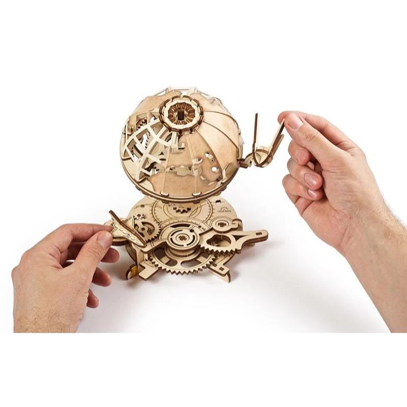 UGEARS 70128 Globus Wooden Model Kit - Image 7
