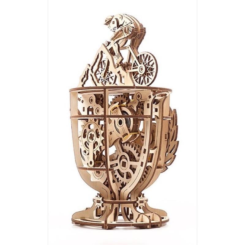 UGEARS 70148 Automation Cyclist Wooden Model Kit - Image 2
