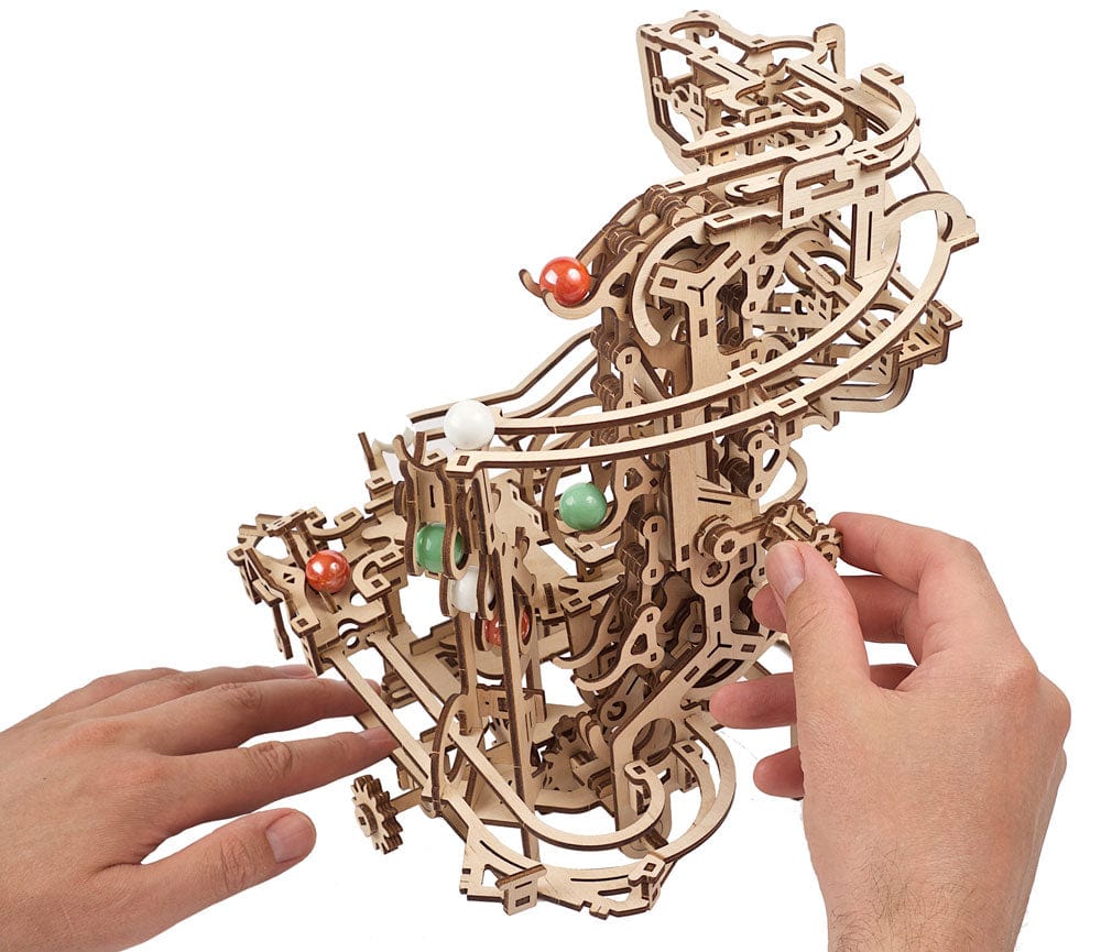 UGEARS 70156 Marble Run Chain Hoist Wooden Model Kit - Image 3