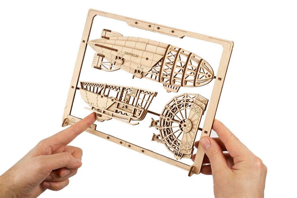 UGears 70208 Zeppelin 2.5D Wooden Puzzle - Image 3