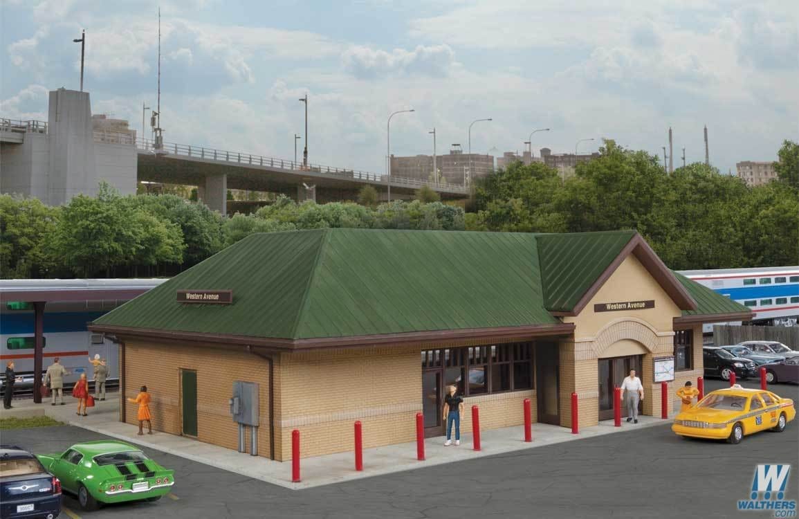 Walthers Cornerstone HO Modern Suburban Station - Kit - 10-7/16 x 6-1/2 x 3-1/8in 26.5 x 16.5 x 7.9cm**