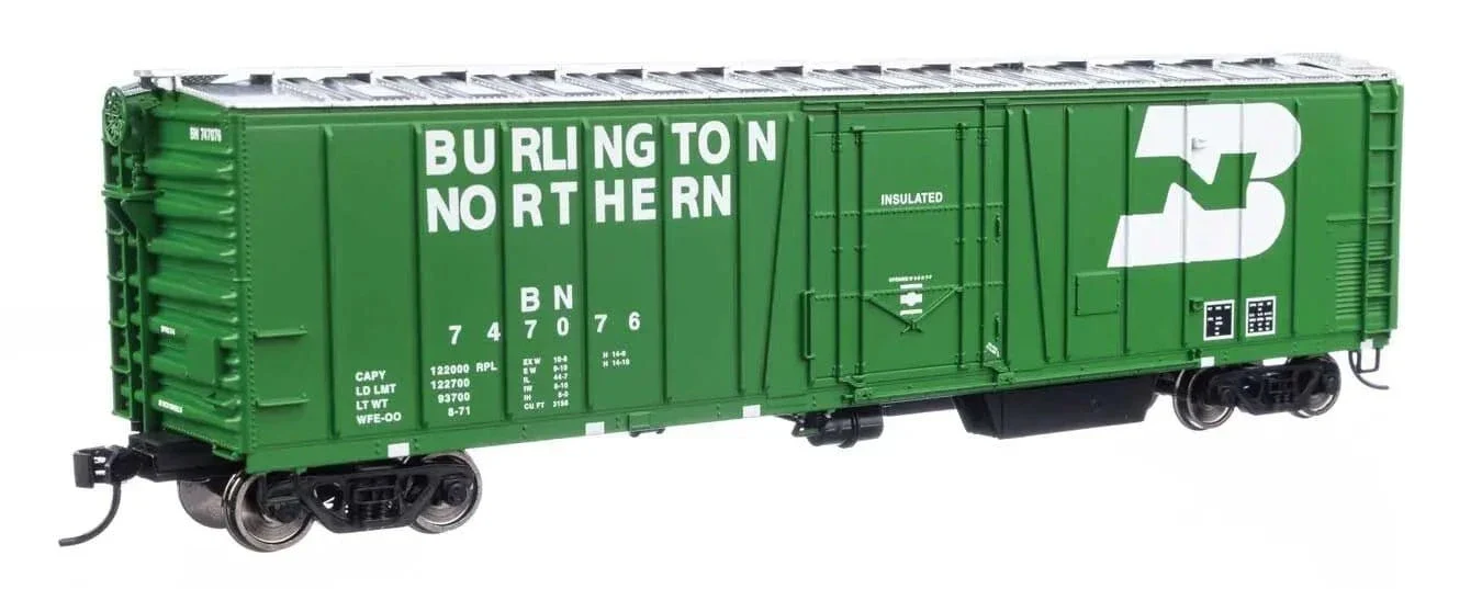 Walthers Mainline HO Scale 50ft AAR Mechanical Refrigerator Car - Burlington Northern 747076