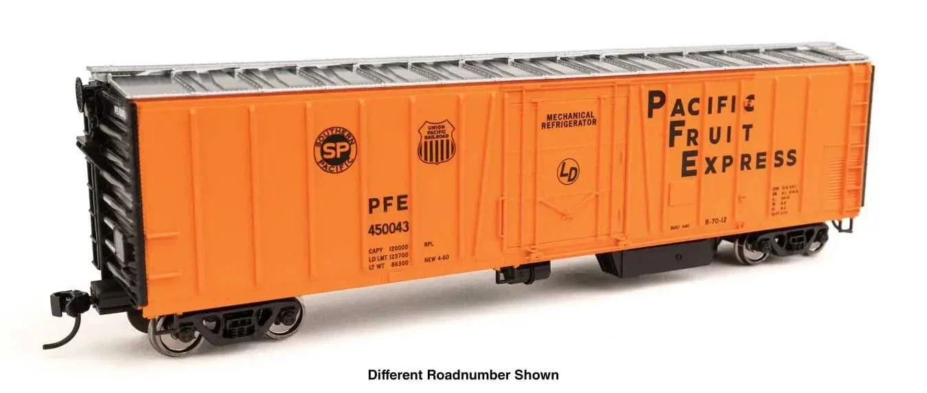 Walthers Mainline HO Scale 50ft AAR Mechanical Refrigerator Car - Pacific Fruit Express(TM) 450110