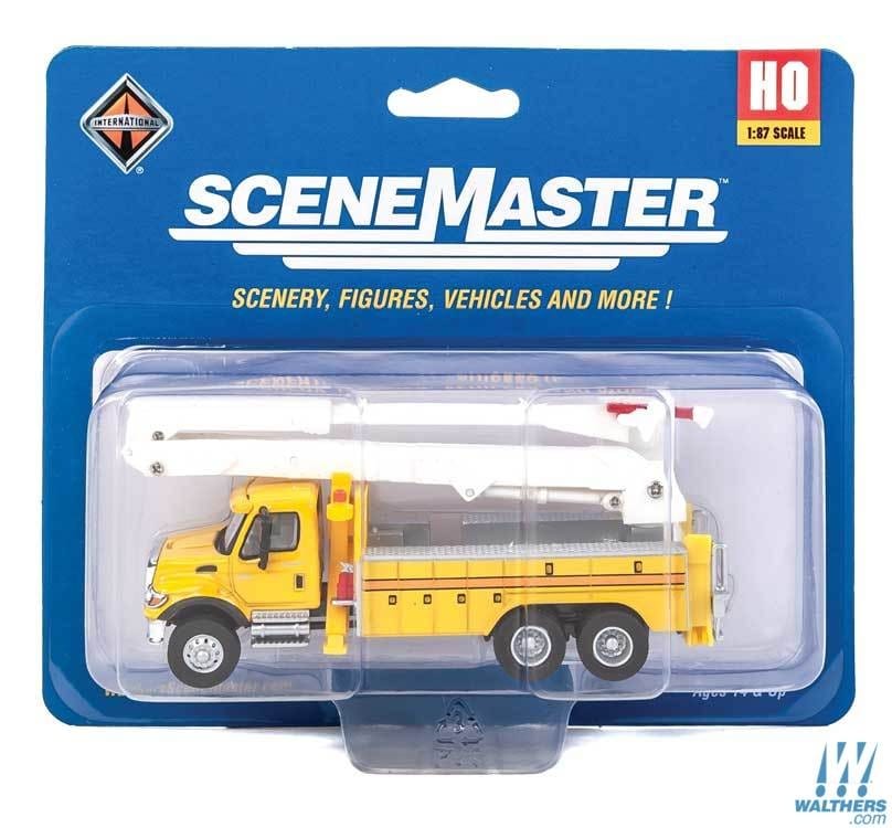 Walthers SceneMaster HO International(R) 7600 Utility Truck w/Bucket Lift - Assembled - Yellow - Image 3