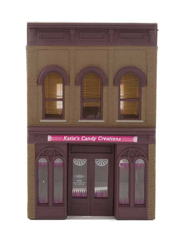 Walthers Trainline 808 HO Katiefts Candy Creations - Assembled - 2-1/2 x 3-1/2 x 3-3/8 6.3 x 8.8 x 8.5cm - Image 2