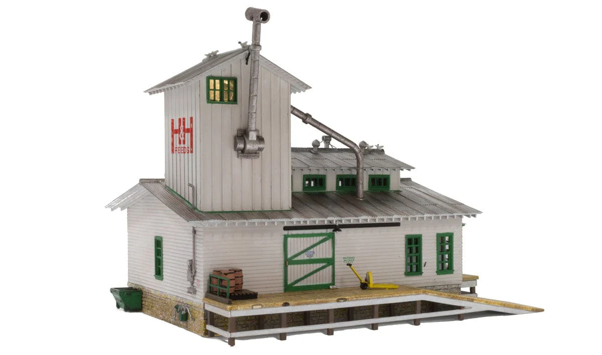 Woodland Scenics HO Built-Up H&H Feed Mill - Image 3